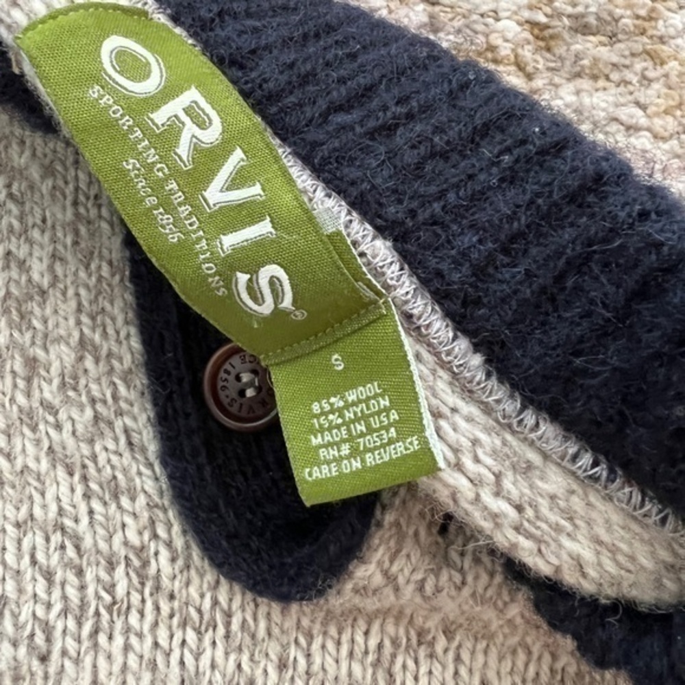 Orvis Gray Wool Two Button Sweater Pullover - image 8